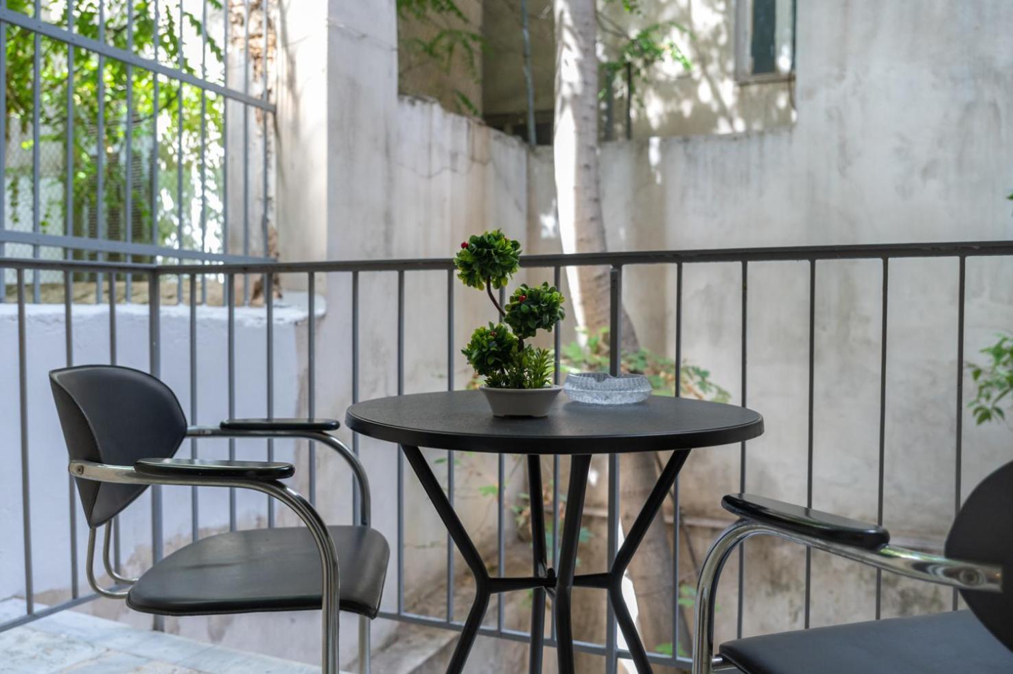 Entire Apt, 2 Bdrm, City Center Αθήνα Εξωτερικό φωτογραφία